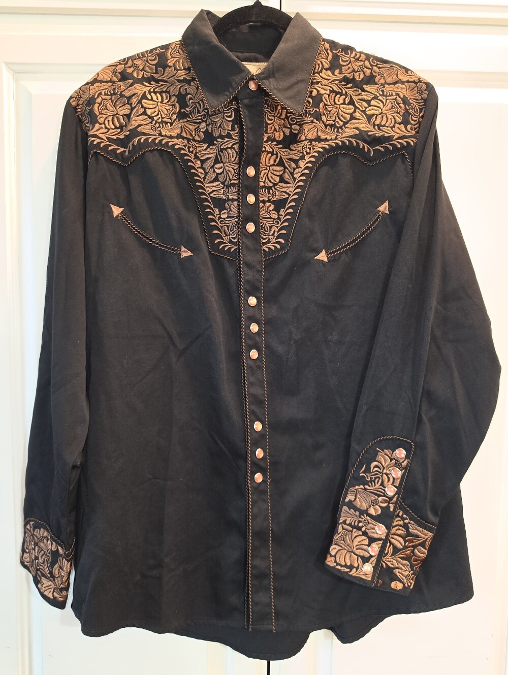 Scully Size Large Black Shirt with Brown Embroidery
